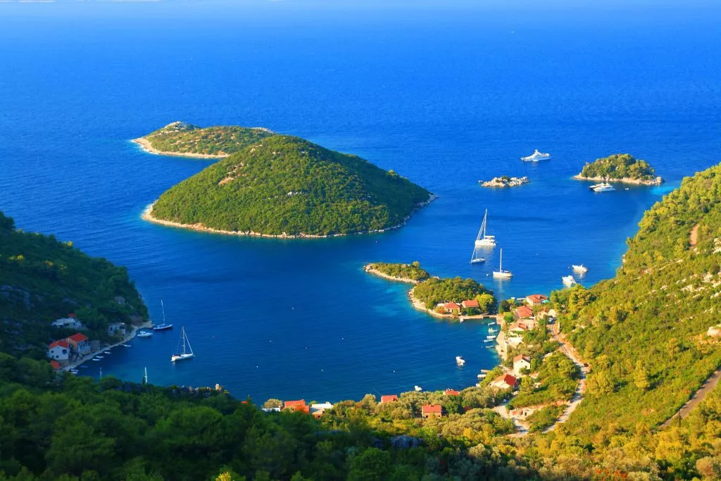 Ön Mljet i Kroatien, vy mot Prozurska luka